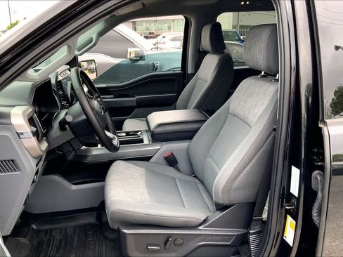 Used 2023 Ford F150 XLT w/ Equipment Group 302A High image 8