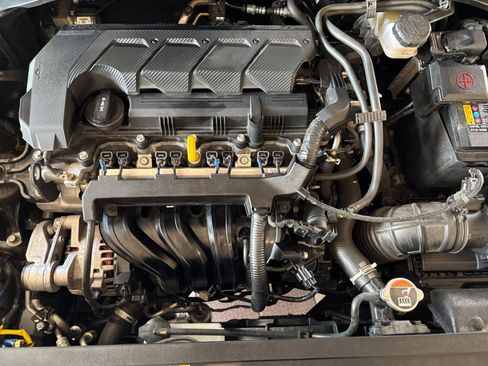 Used 2025 Hyundai Venue SEL FWD image 32