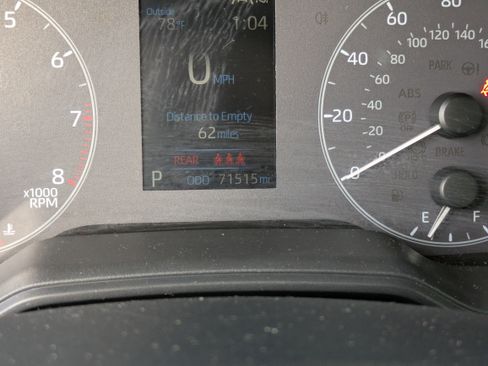 Used 2023 Toyota Corolla Cross L image 26