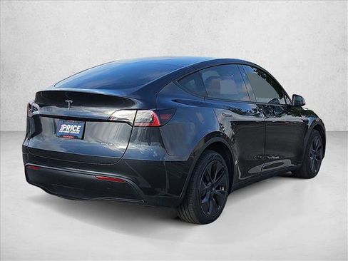 Used 2025 Tesla Model Y Long Range AWD/4WD image 5