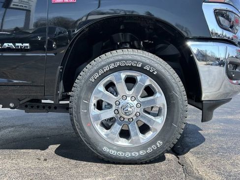 New 2026 RAM 2500 Big Horn AWD/4WD image 14