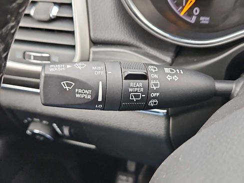 Used 2022 Jeep Grand Cherokee Limited image 43