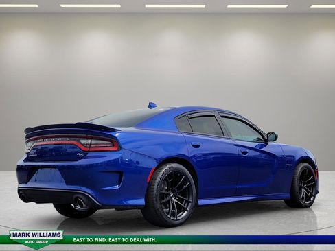 Used 2022 Dodge Charger R/T RWD image 4