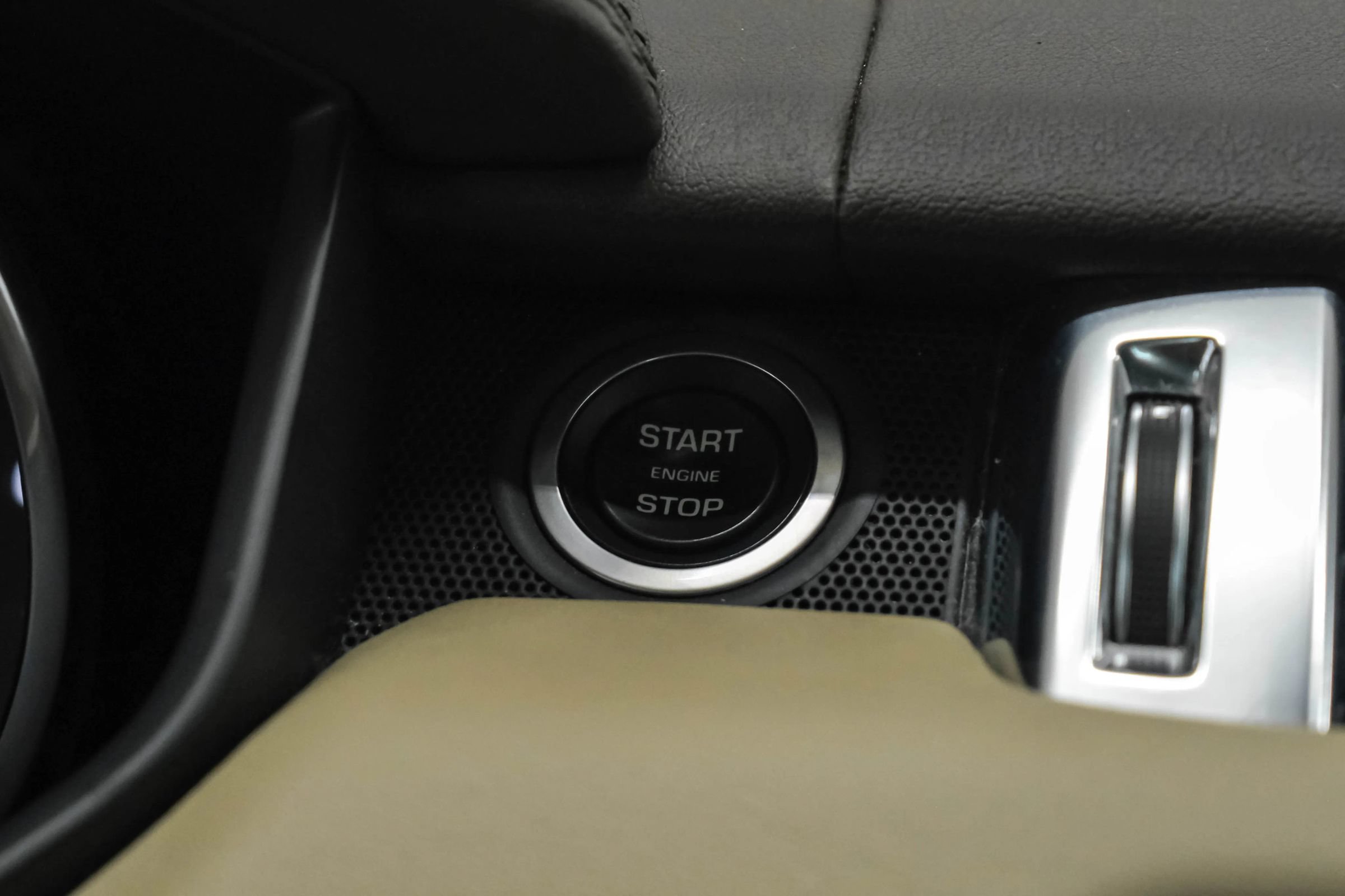 Used 2016 Land Rover Range Rover Sport HSE AWD/4WD image 20