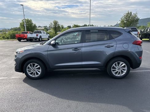 Used 2016 Hyundai Tucson SE w/ Option Group 02 AWD/4WD image 4
