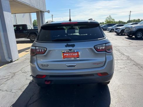 Used 2020 Jeep Compass Trailhawk AWD/4WD image 4
