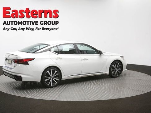 Used 2022 Nissan Altima 2.0 SR FWD image 43