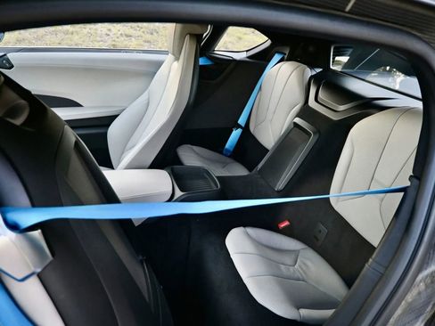 Used 2014 BMW i8 AWD/4WD image 32