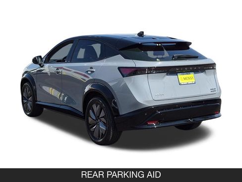 Used 2024 Nissan Ariya AWD image 7