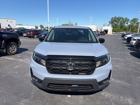 Used 2024 Honda Ridgeline Sport image 9