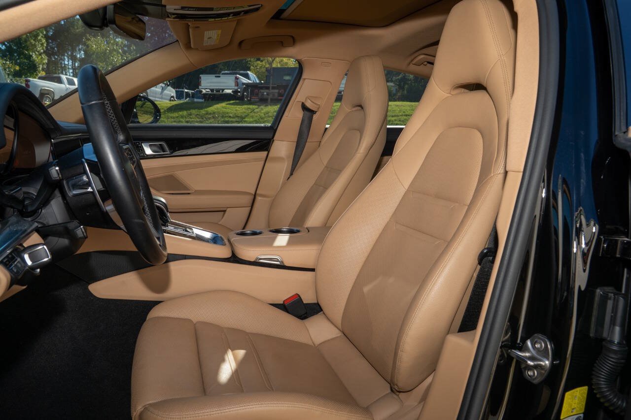 Used 2018 Porsche Panamera 4S AWD/4WD image 41