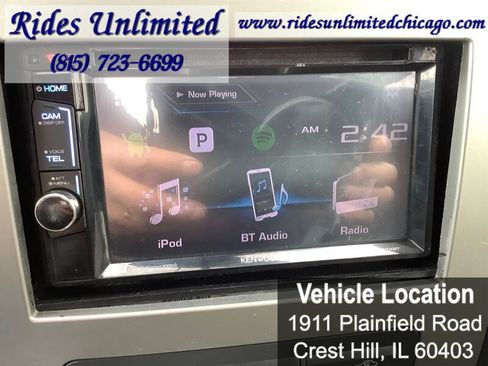 Used 2010 Nissan Titan SE w/ SE Value Truck Pkg image 19