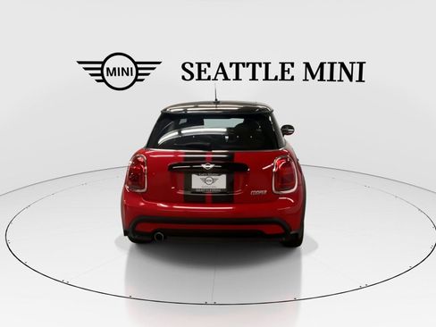 Used 2023 MINI Cooper 2-Door Hardtop FWD image 10