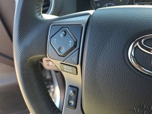 Used 2023 Toyota Tacoma TRD Off-Road AWD/4WD image 7