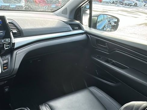 Used 2024 Honda Odyssey EX-L image 21