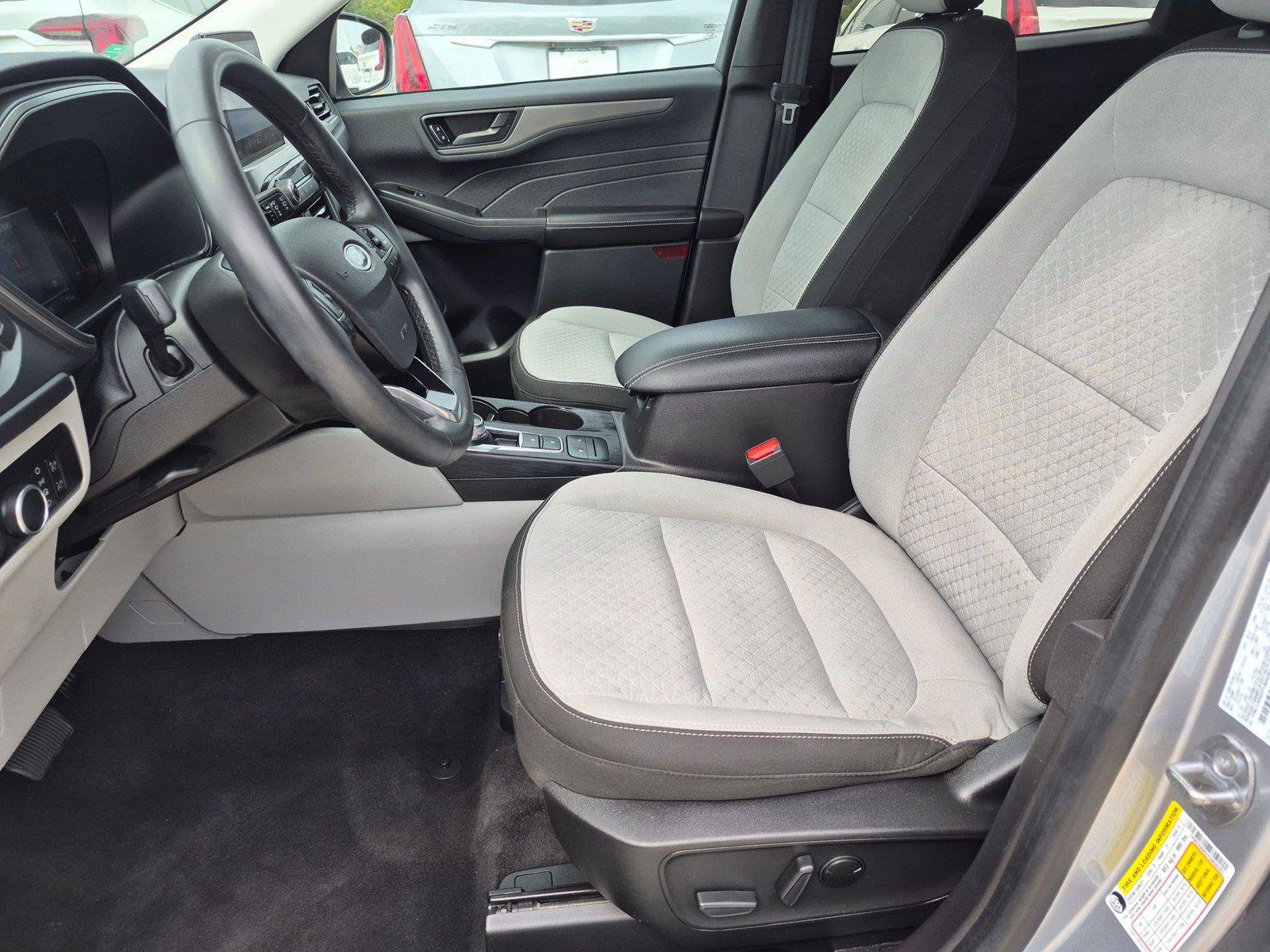 Used 2023 Ford Escape Active FWD image 9
