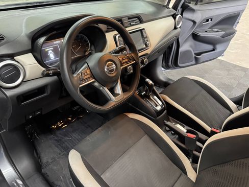 Used 2021 Nissan Versa SV image 37