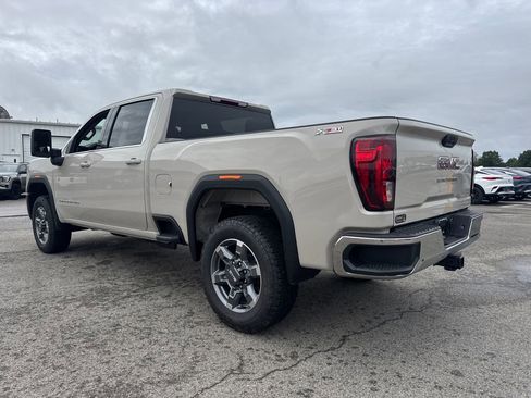 New 2026 GMC Sierra 2500 SLE w/ SLE Value Package; AWD/4WD image 4