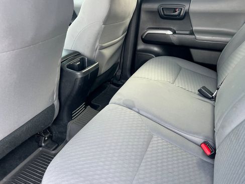 Used 2022 Toyota Tacoma SR5 image 12