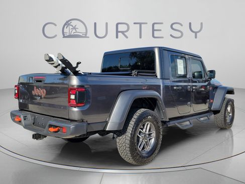 Used 2024 Jeep Gladiator Mojave AWD/4WD image 5