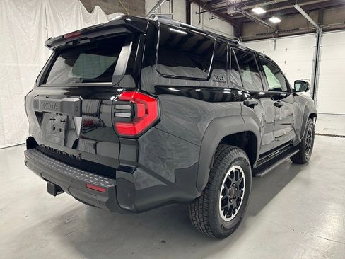 Used 2025 Toyota 4Runner TRD Off-Road Premium image 7