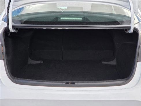 Used 2024 Toyota Corolla LE image 6