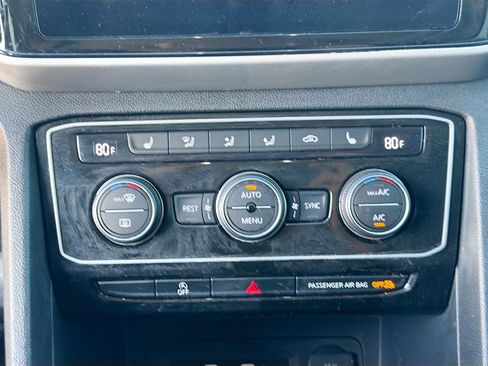 Used 2022 Volkswagen Atlas SEL image 33