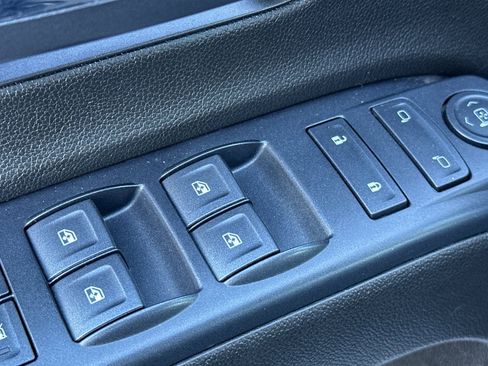 Used 2019 Chevrolet Silverado 2500 W/T w/ WT Convenience Package image 10