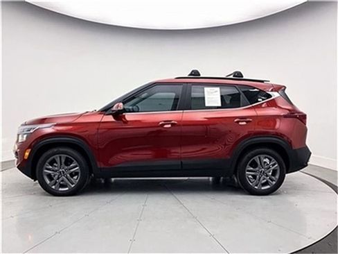 Used 2023 Kia Seltos S w/ Navigation Package image 37