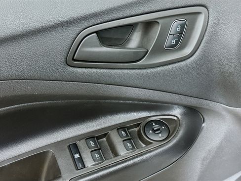 Used 2018 Ford Escape S image 15