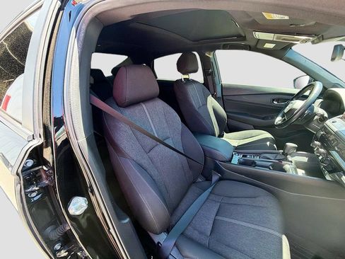 Used 2025 Honda Accord Sport image 29