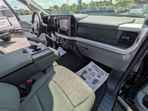 Used 2024 Ford F250 XLT image 22