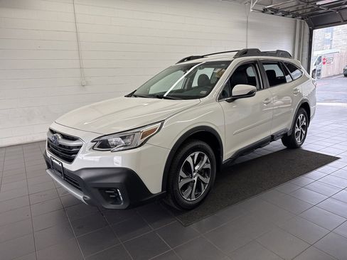 Used 2020 Subaru Outback Limited w/ Popular Package #2 image 4
