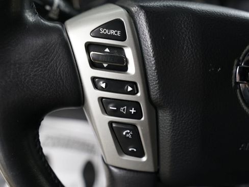 Used 2018 Nissan Titan SL w/ Midnight Edition image 29