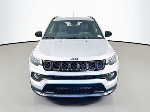 New 2026 Jeep Compass Latitude image 2