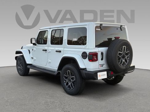 New 2026 Jeep Wrangler Unlimited Sahara AWD/4WD image 24