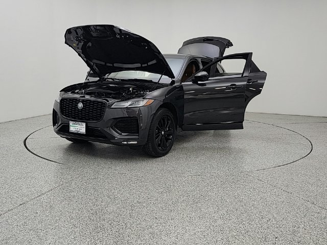 Certified 2026 Jaguar F-PACE R-Dynamic S AWD/4WD image 9