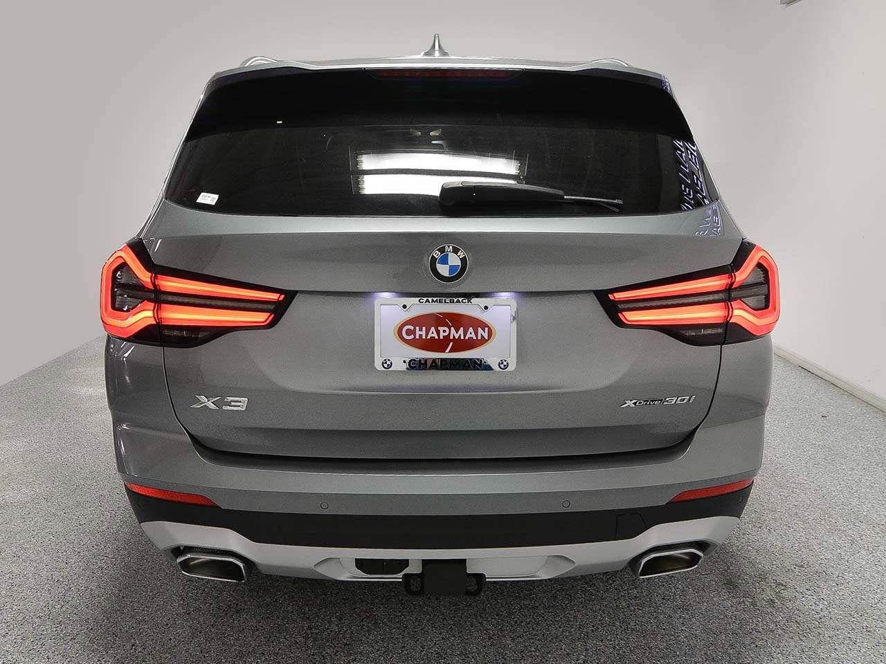 Used 2024 BMW X3 xDrive30i w/ Premium Package AWD/4WD image 4