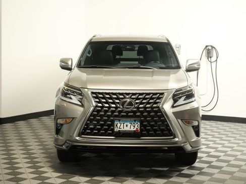 Certified 2023 Lexus GX 460 Luxury w/ Sport Design Package AWD/4WD image 2