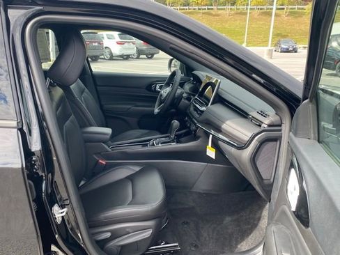 New 2026 Jeep Compass Limited image 27