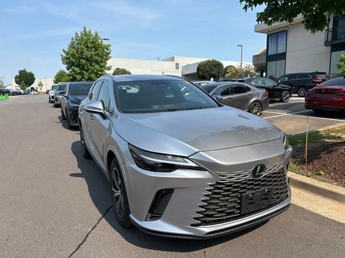 Used 2023 Lexus RX 350 Premium w/ Accessory Package AWD/4WD image 5