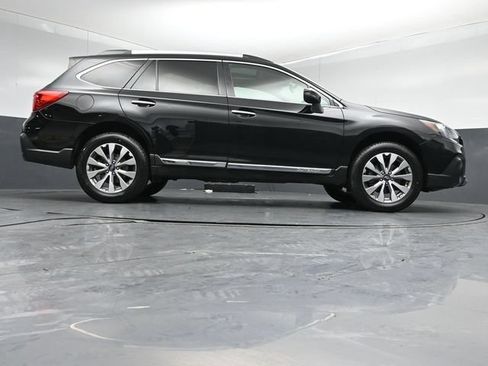 Used 2019 Subaru Outback 2.5i Touring w/ Popular Package #3A AWD/4WD image 45