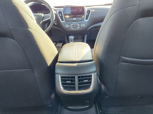 Used 2023 Chevrolet Malibu LT image 13