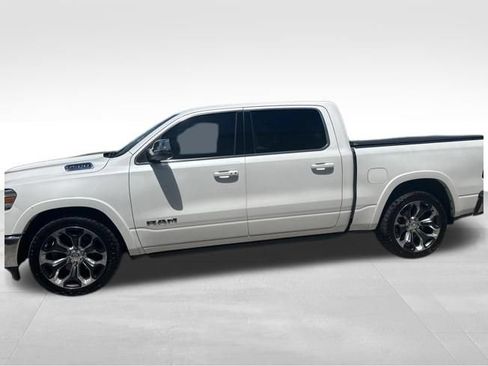 Used 2023 RAM 1500 Limited AWD/4WD image 3