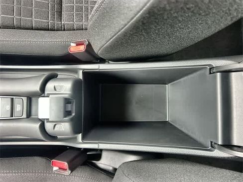 Certified 2026 Honda HR-V LX image 27