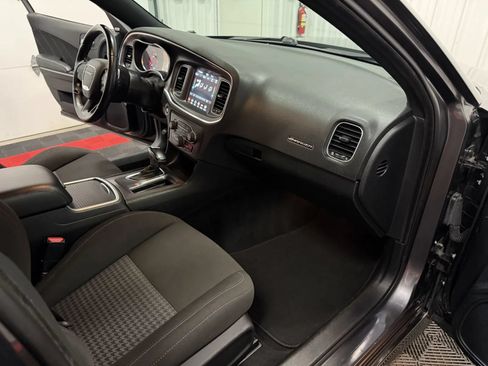 Used 2022 Dodge Charger R/T RWD image 44