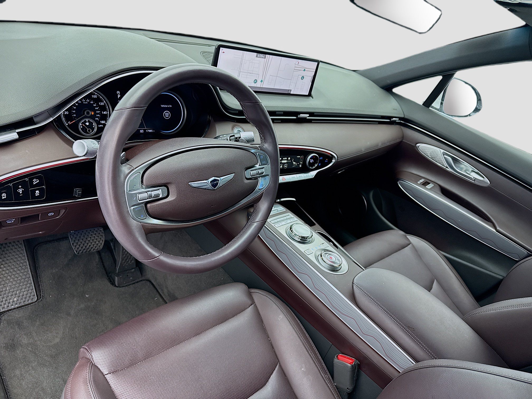 Used 2024 Genesis GV70 2.5T w/ Advanced Package AWD/4WD image 7