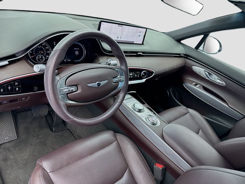 Used 2024 Genesis GV70 2.5T w/ Advanced Package AWD/4WD image 7