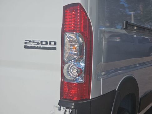 New 2026 RAM ProMaster 2500 w/ Convenience Group image 39