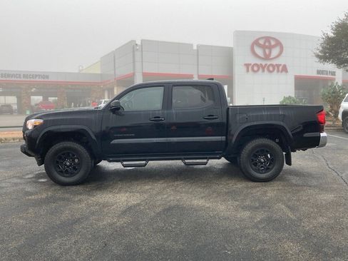 Used 2022 Toyota Tacoma SR5 image 7